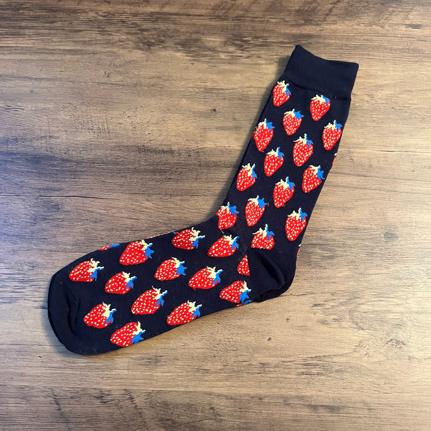 Tasker & Shaw | Luxury Menswear | Navy socks with strawberry pattern