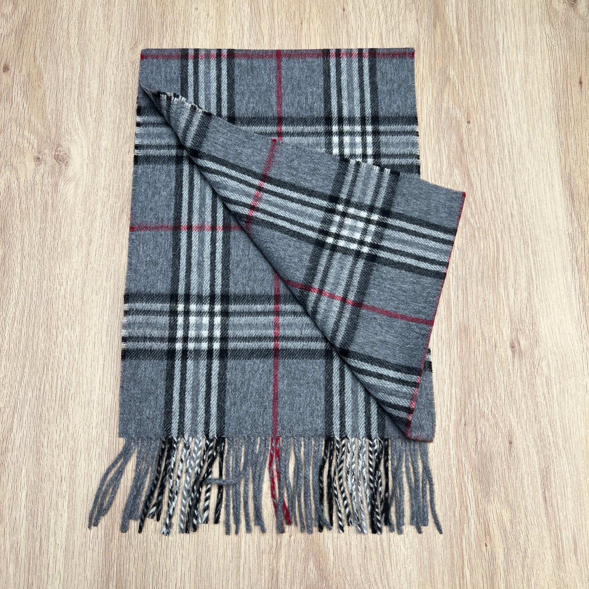 Tasker & Shaw | Luxury Menswear | Cashmere blend scarf - Grey Plaid